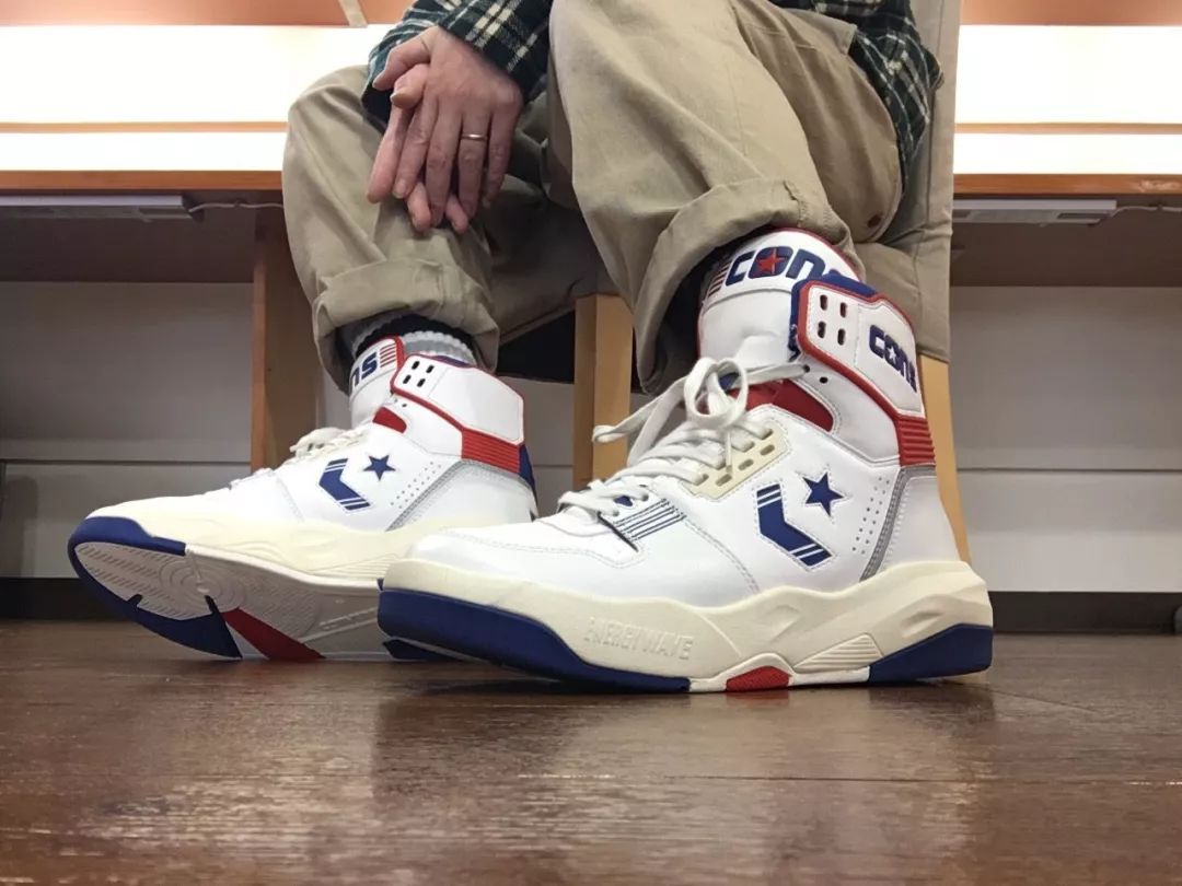 匡威1970s最高炒到多少钱,匡威1970s米白色和经典款的区别