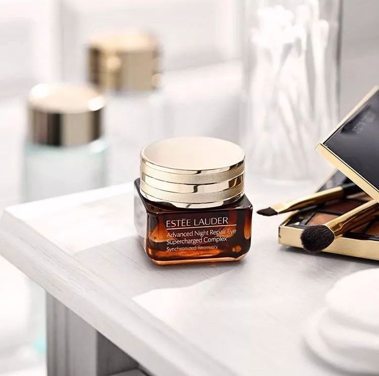 神烦眼下这道纹，卡粉又显老！