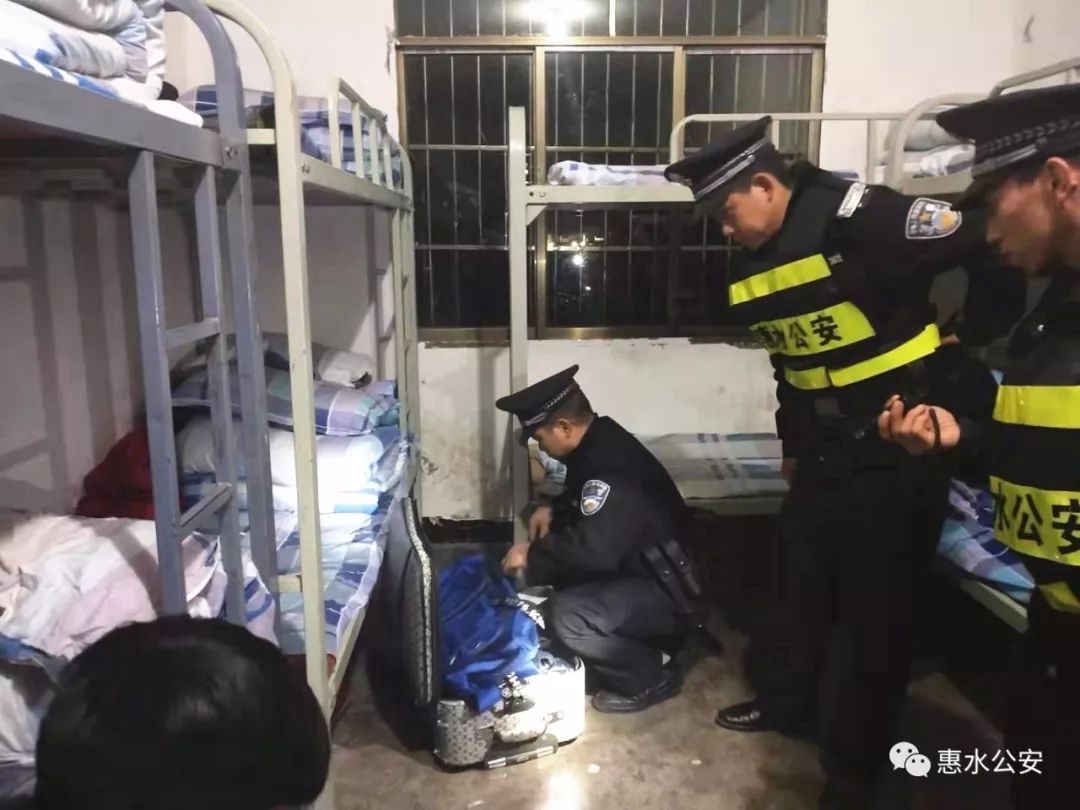 紧锣密鼓迎开学安全工作排首位,派出所对学校开展开学季安全检查