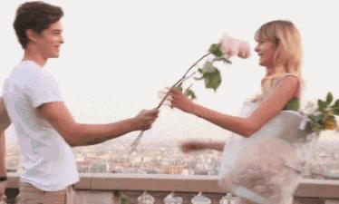 意大利女生撩人秘诀！每天1滴斩男香，能提升你70%销魂度