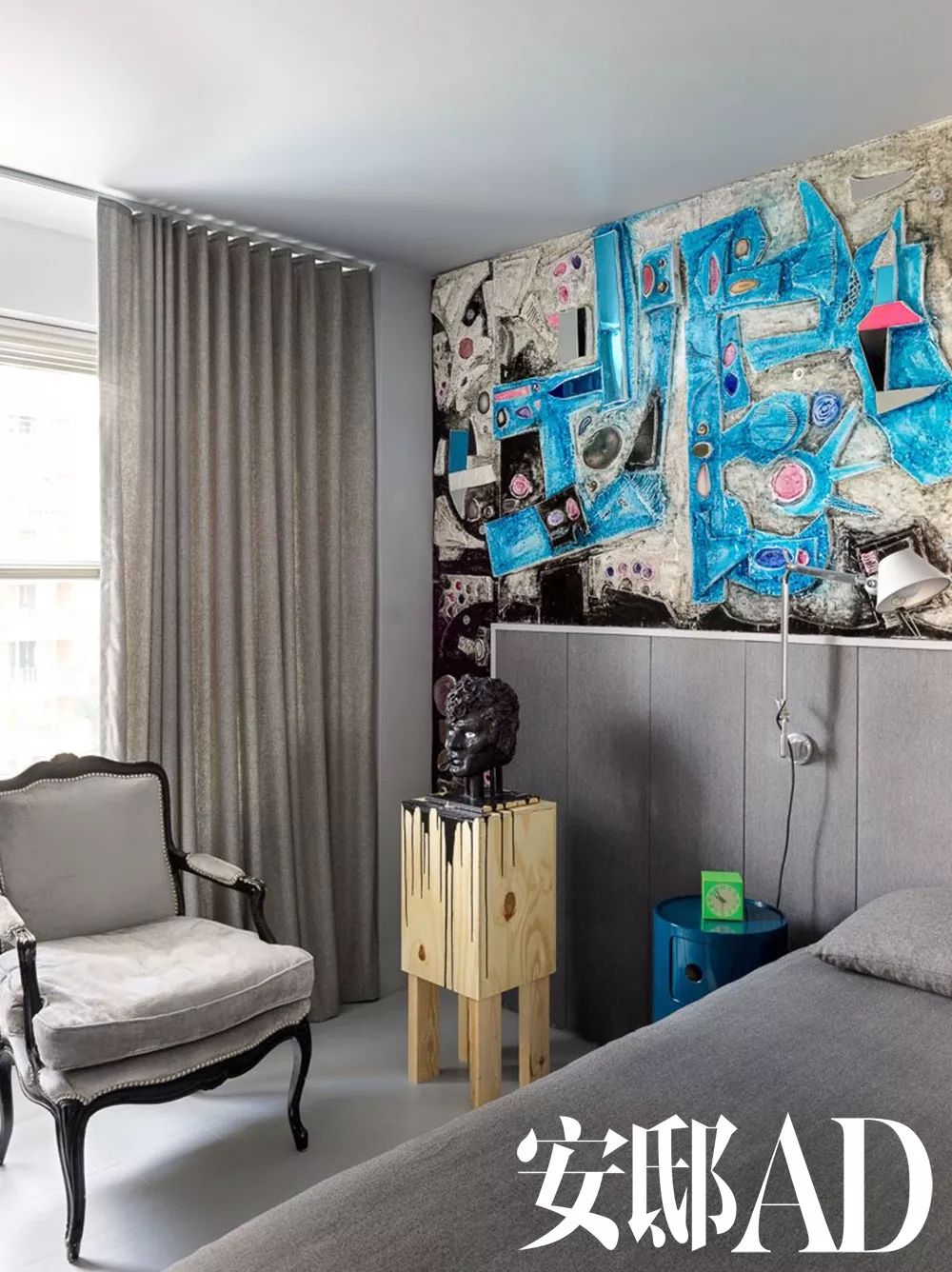 人类意外降临外星球,一群人流落到外星球