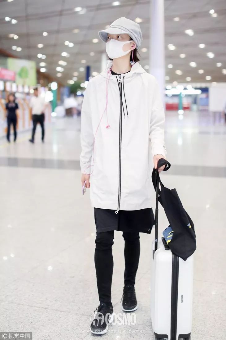 时尚芭莎钟楚曦视频,时尚芭莎钟楚曦