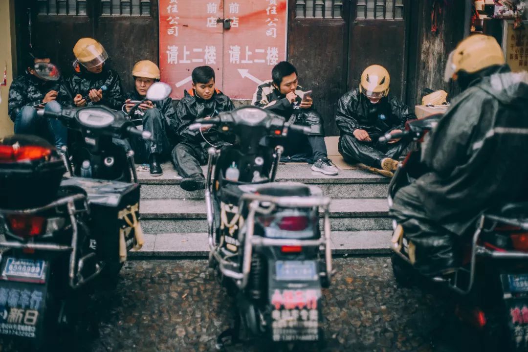 外卖骑手工资真的过万元吗,饿了么外卖骑手工资怎么样算的