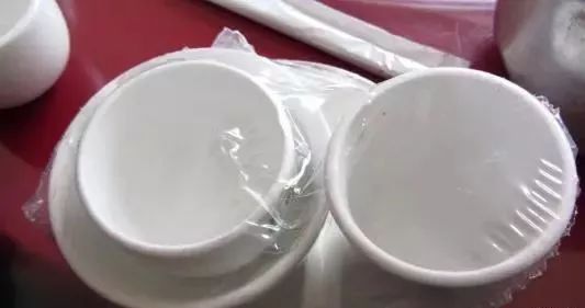 拒绝强制收费！柳州一消费者为6元钱较真，餐厅道歉退款了