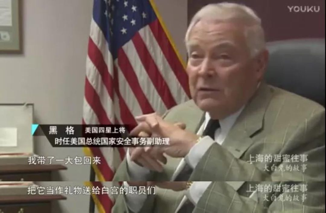 大白兔出冰激凌了？！当中国人为猫爪杯抢破头时，美国在抢冰激凌