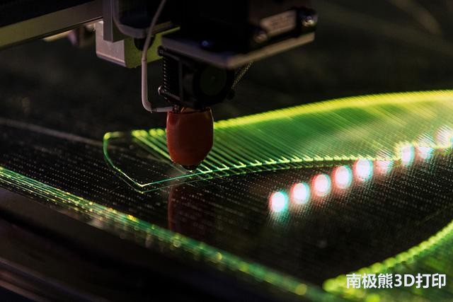 nike的跑鞋科技,耐克3d打印跑鞋