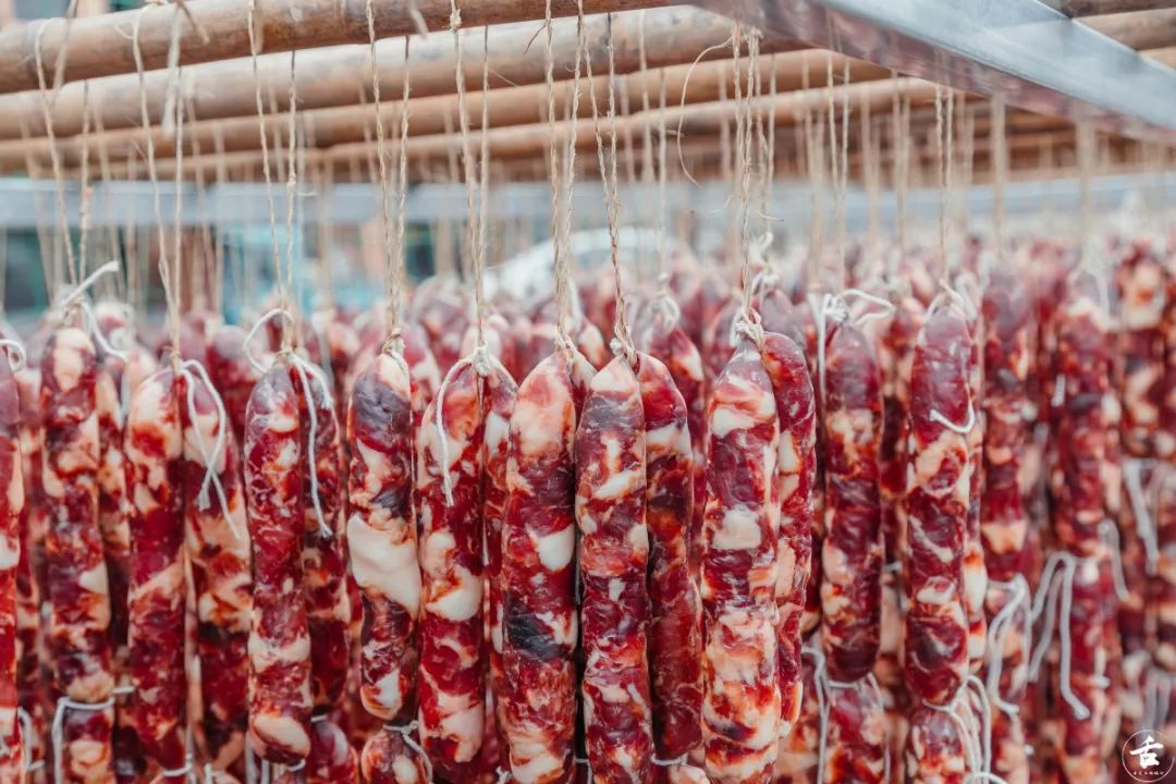 趁“热”看！今日份高清*码无**的「美食编辑」日常已送达！