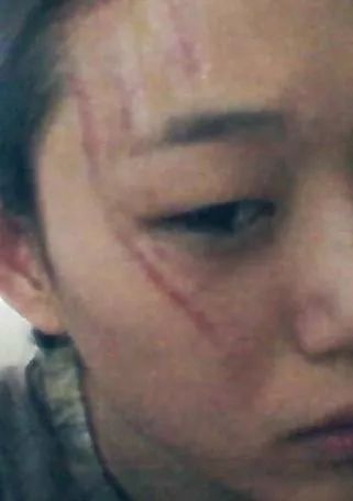 韩国最受争议的超模来了,谁说平胸不性感?