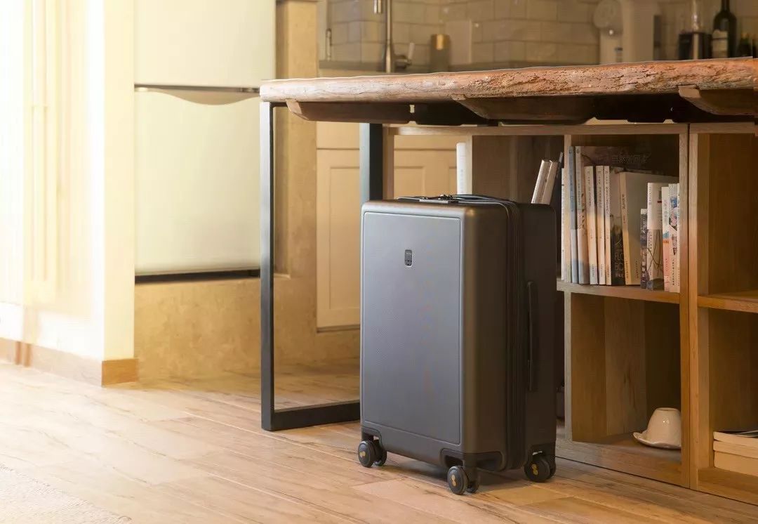 人人都在背的双肩包,每个人都需要大牌包包