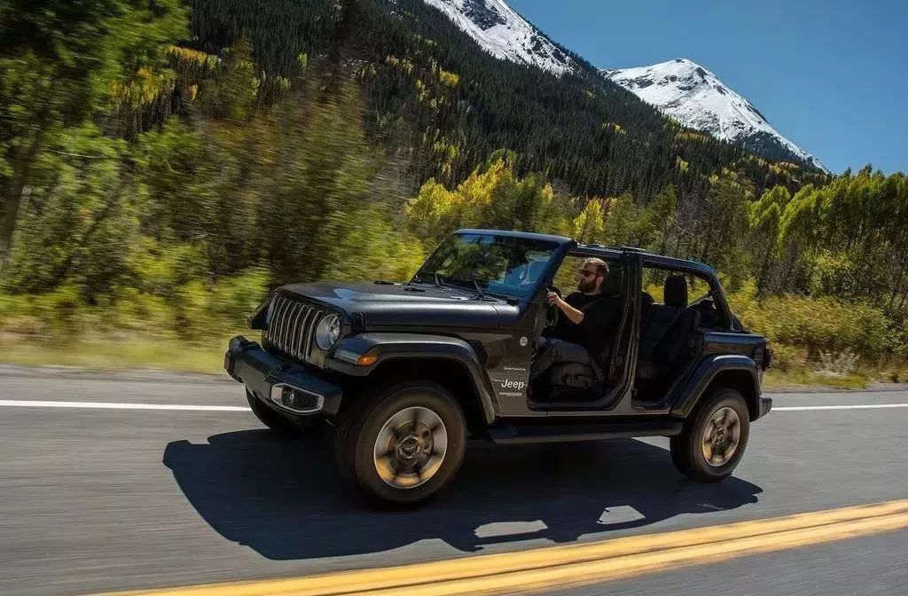 懂得让自己开心的男人，往往能挣钱又有趣｜基本款玩具