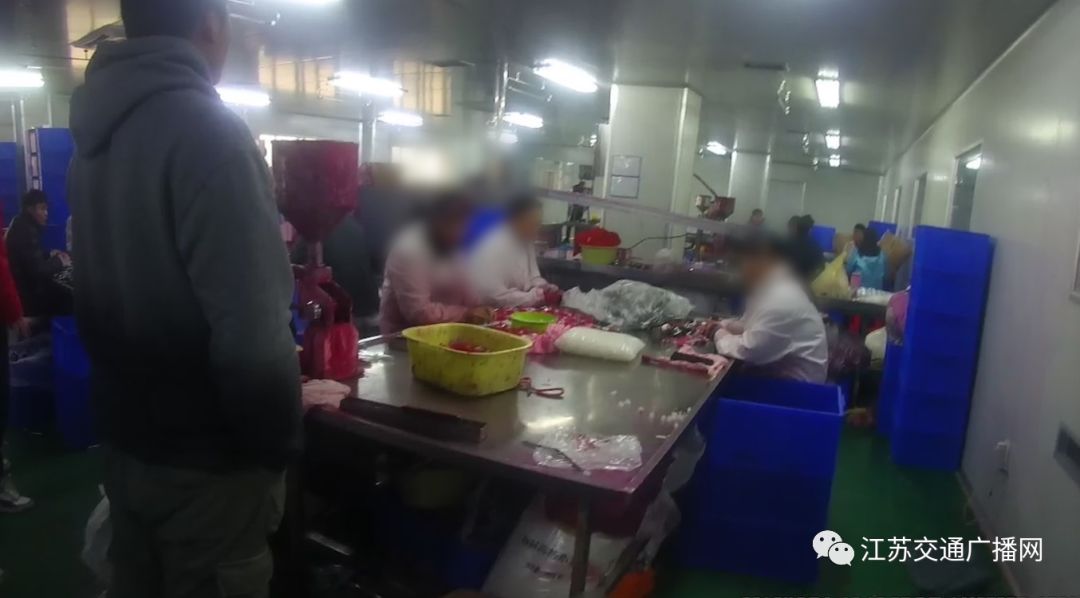 警方查出来的假货弄哪里去了,大家觉得哪些假货要抓