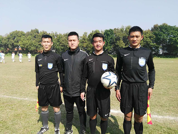 雷旭运动员,西安足球裁判雷旭