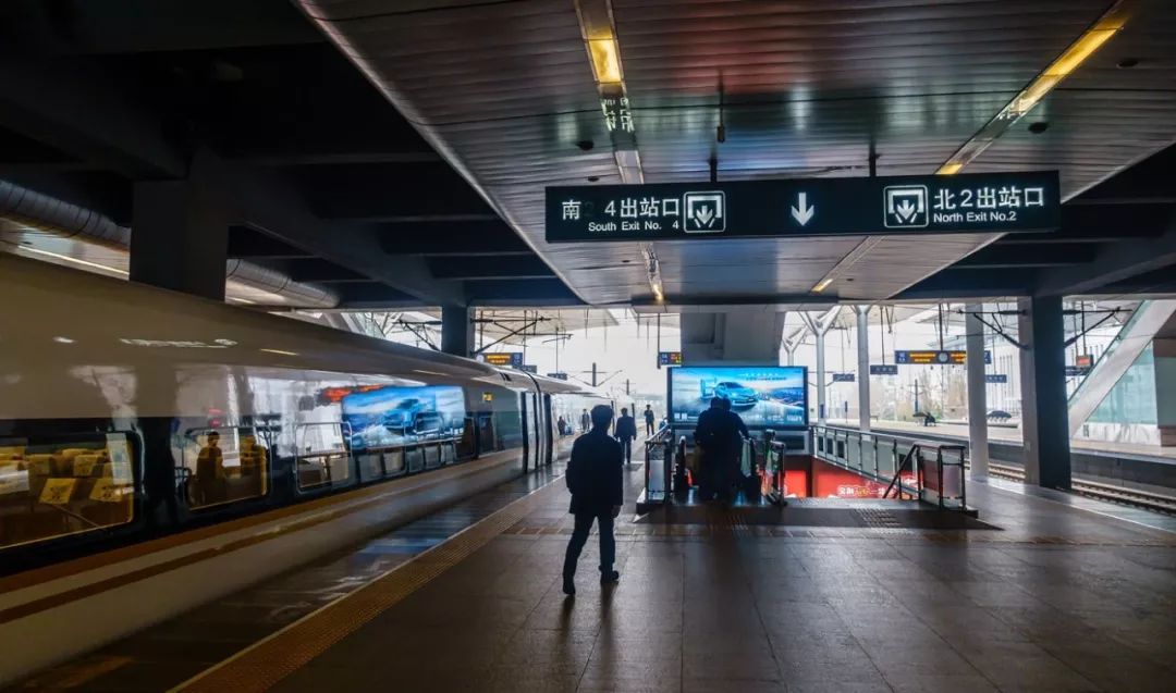 去天津坐飞机方便吗,聪明的人坐高铁