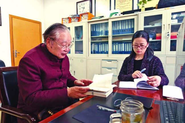 60余载行医路一片丹心映杏林