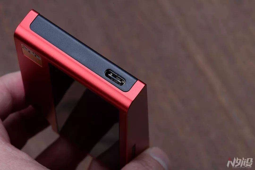 红潮！HIFIMAN红太子R2R2000TM音乐*放播**器体验