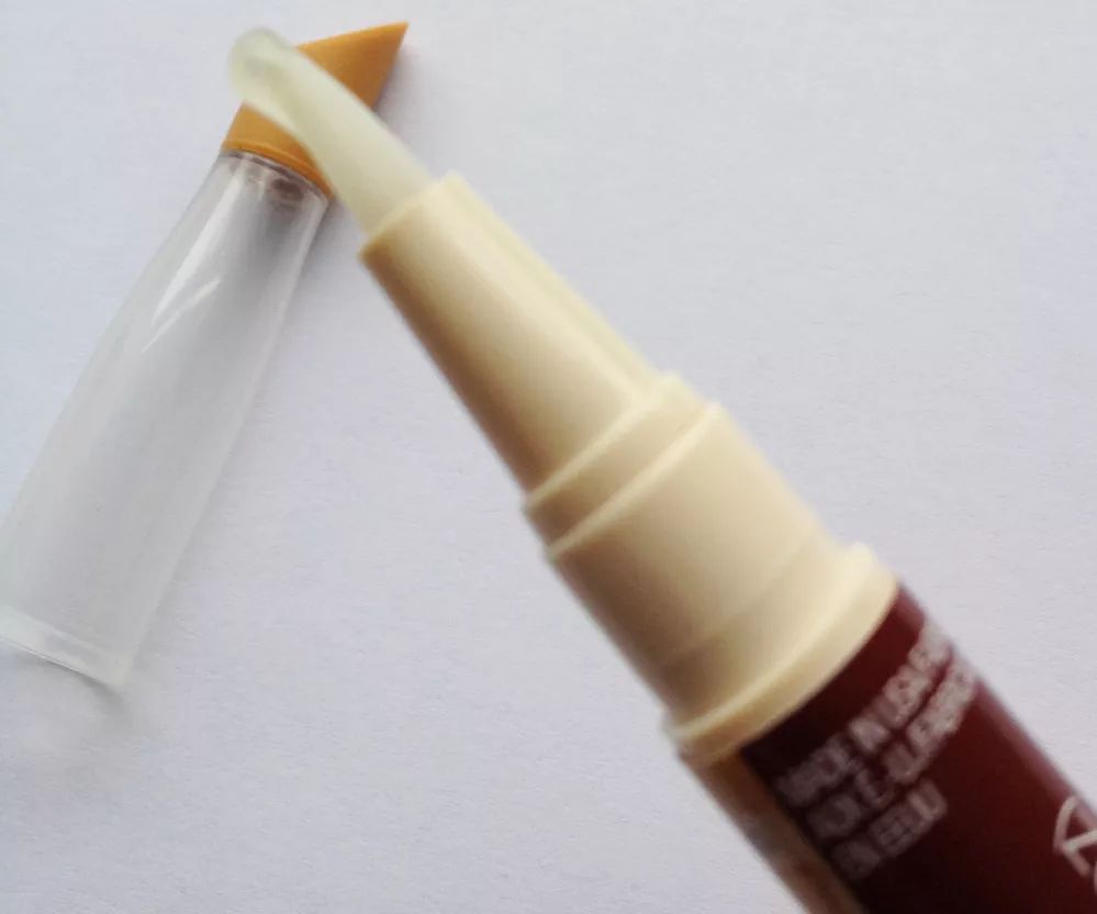 姑娘我看你印堂发黑下一句,姑娘我看你印堂发黑