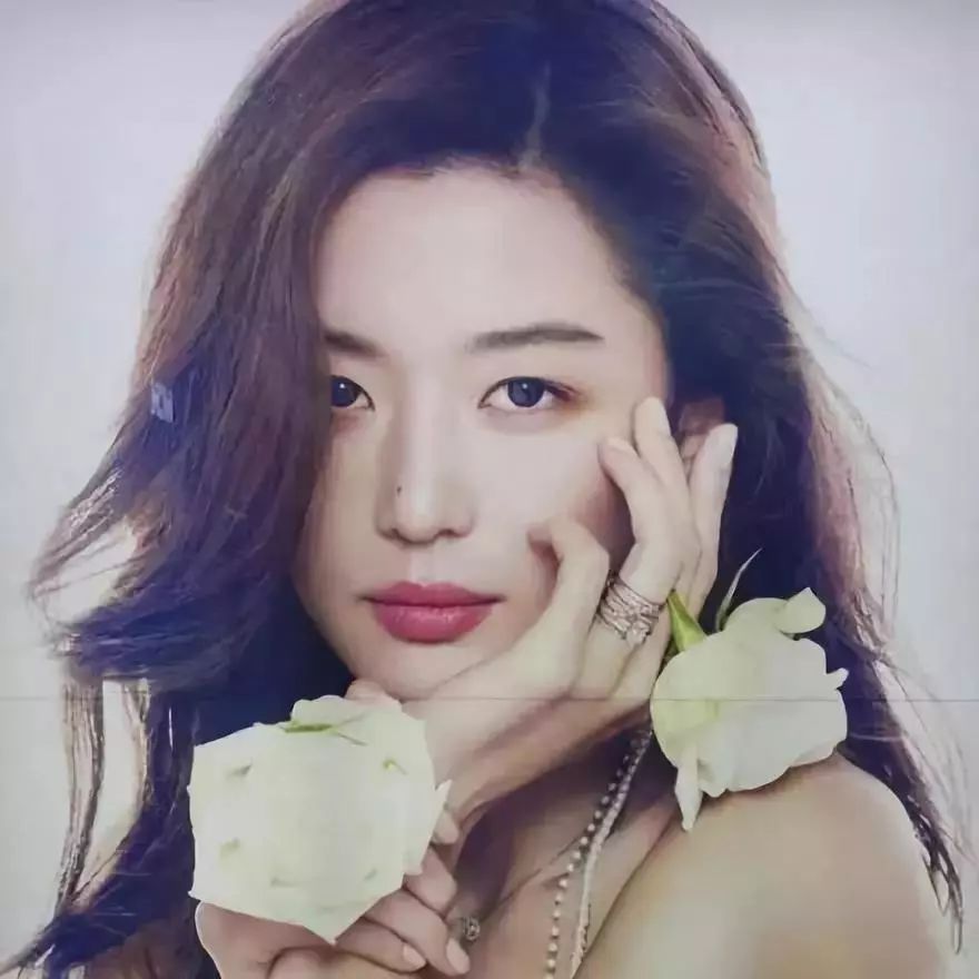 公布恋情被公司开除背假香奈儿都能带货说她是“人间毒药”我服!