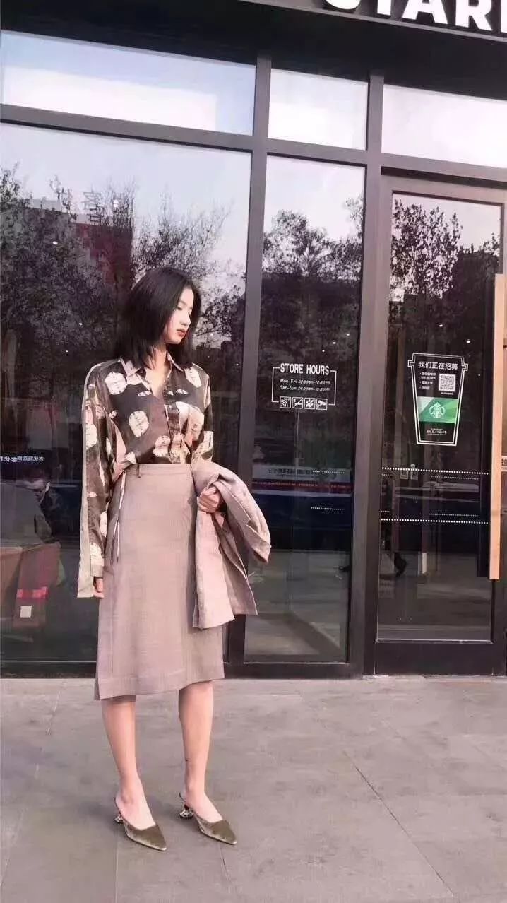 新品衣服走秀,春季新品秀