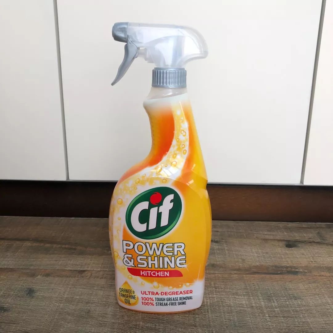 去污“高科技”！焦黑锅底、油垢、霉菌，喷一喷全消失