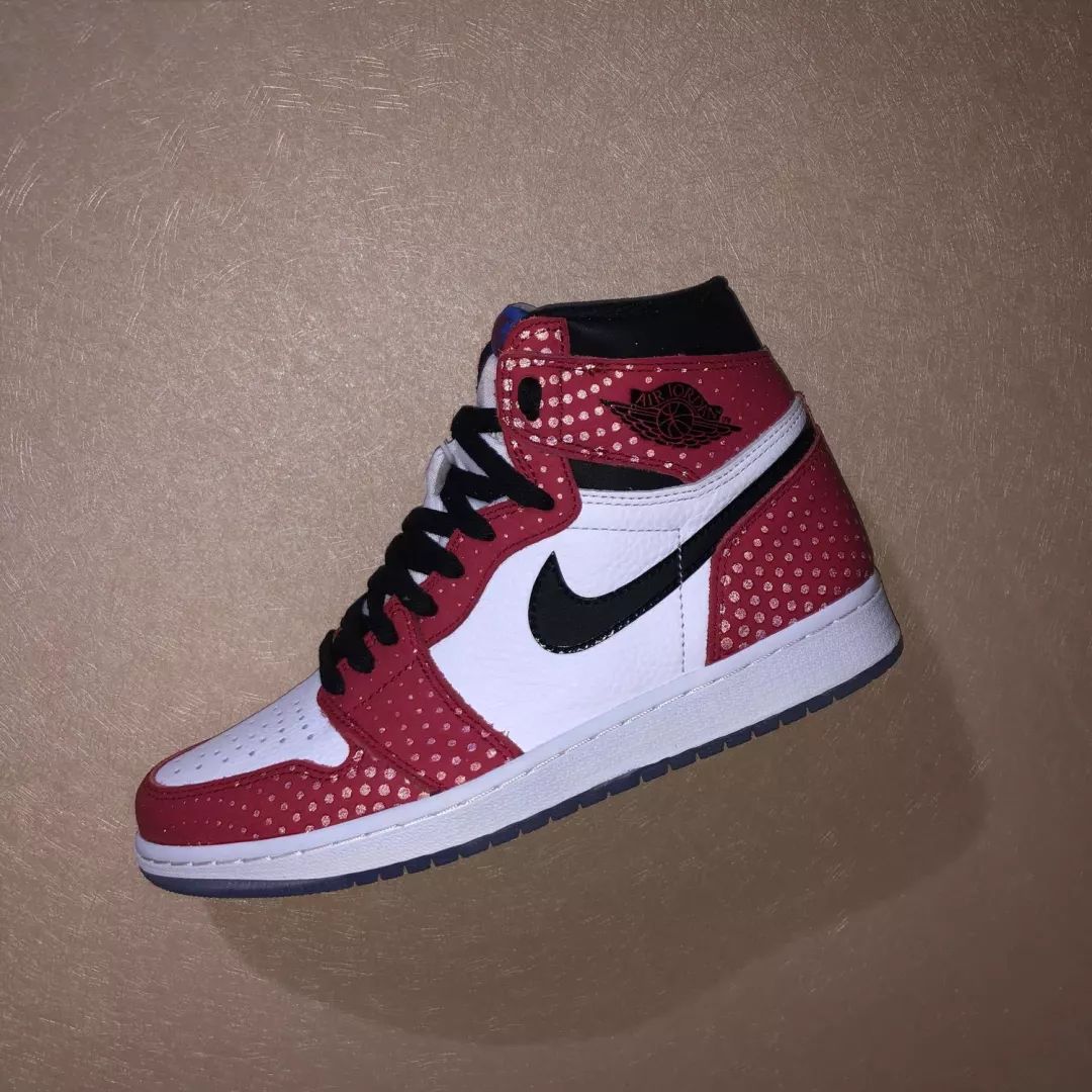 晒鞋|NigelSylvesterxAJ1做旧设计强势围观!AJ4代愤怒的公牛