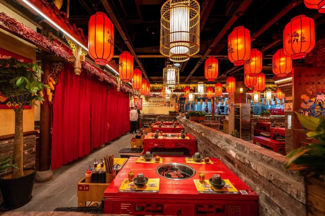 谭鸭血24小时营业,日均排队3h的谭鸭血来宁波了