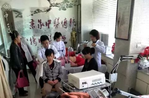 中医拔火罐治疗带状疱疹,带状疱疹中医称呼是什么