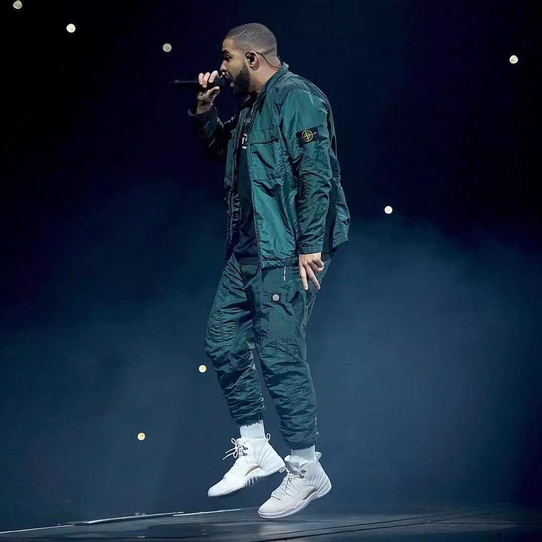 今日球鞋上脚图片,今日球鞋上脚