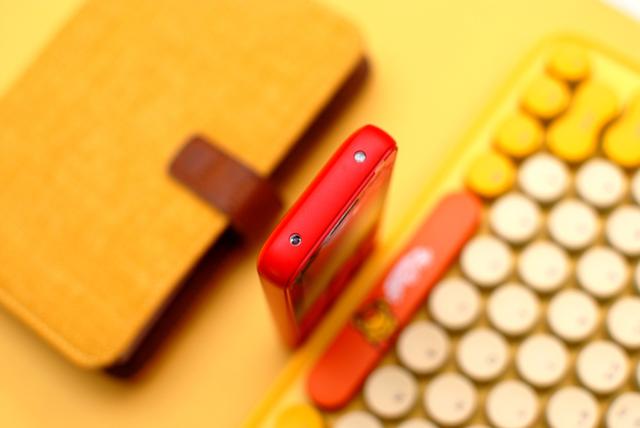 给父母选什么样的手机？多亲QF9电话了解一下