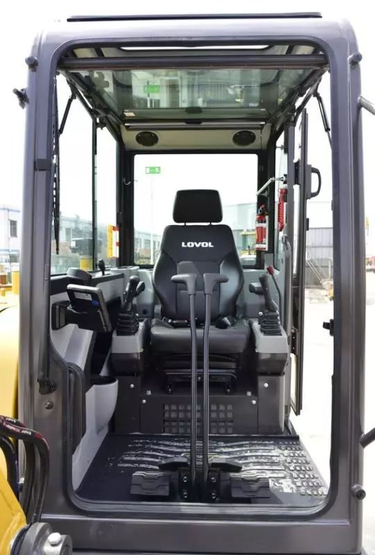 【CMTOP50选机】雷沃FR60E-H乐享驾乘品质非凡