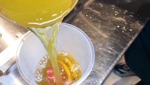 小时候吃的土豆和现在的不一样,姐弟俩土豆粉吃出了什么