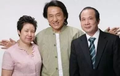 暴跌95%,6年亏15亿,夫妻内斗,一代霸王要凉?