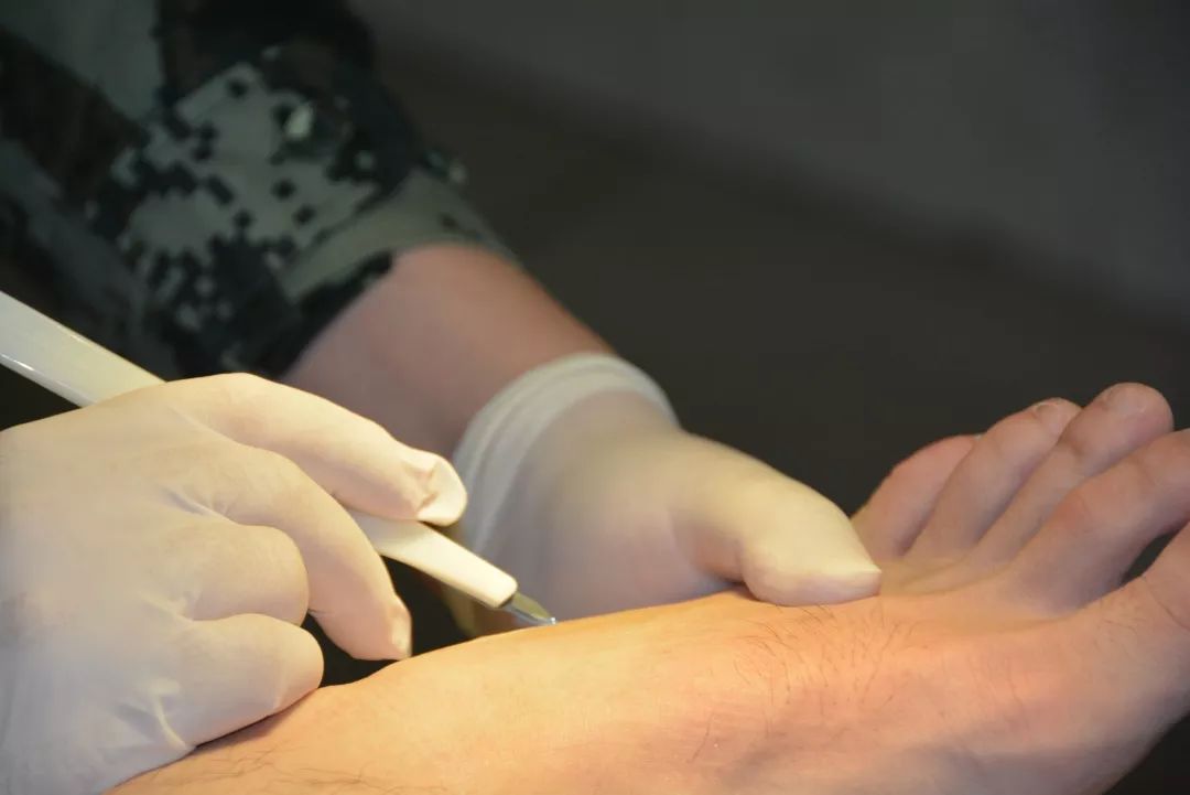 集结号你绝对不知道的军事细节,兵哥哥们集训遇歹徒追歹徒