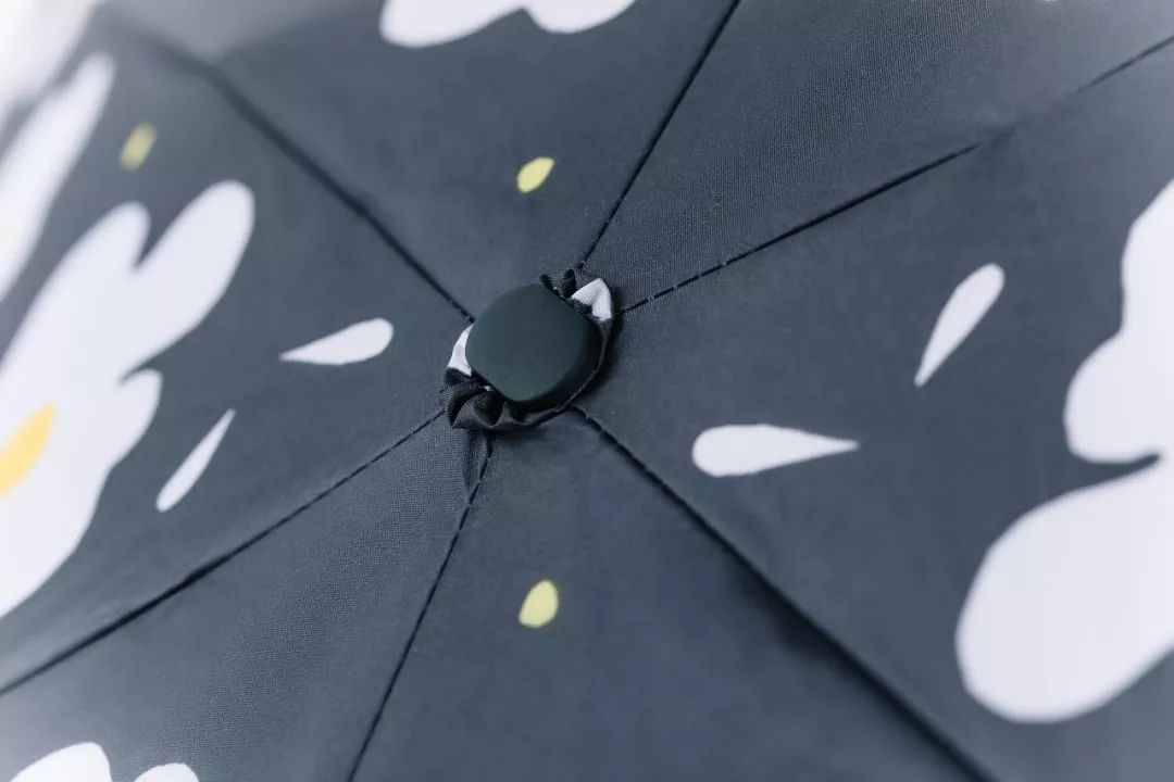 可以装进口袋的防晒伞，比强效防晒霜还管用