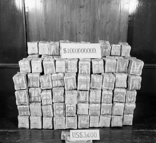 民国恶性通胀老照片,民国上海通货膨胀照片