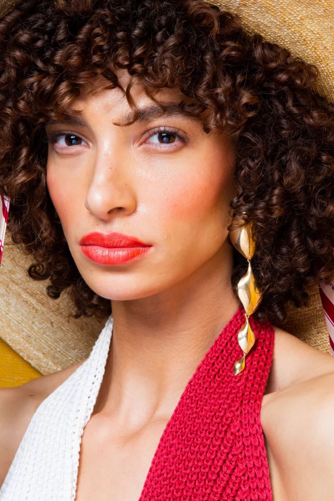 10分钟告诉你哪些春季彩妆能让你美出花花花花