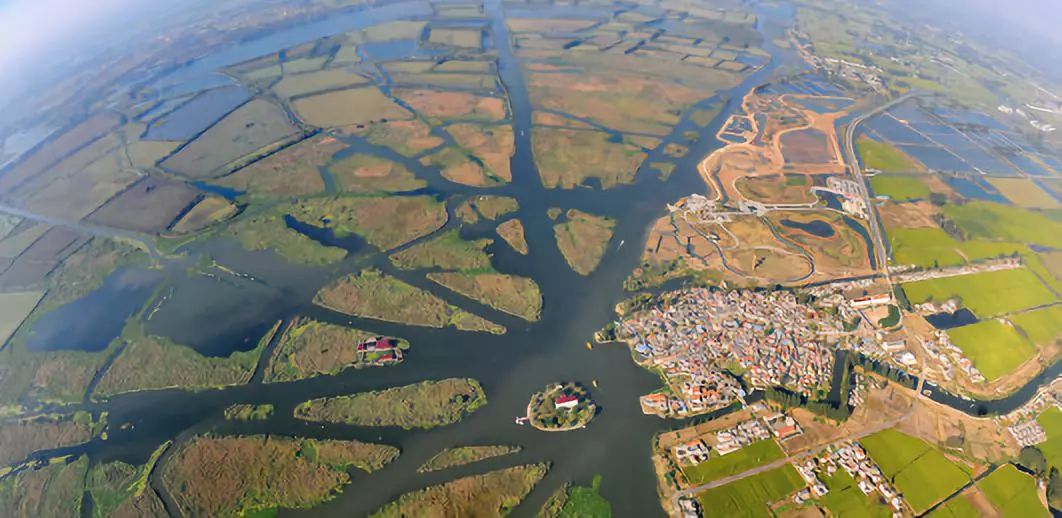 致公路沿线群众一封信,致马拉松运动员的一封信