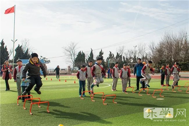 八大峡小学篮球队,八大峡小学校园活动