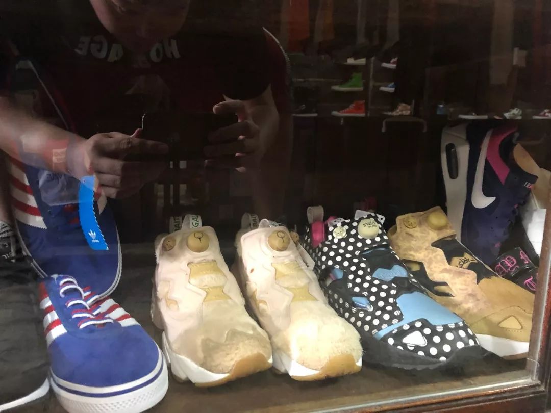 曼谷球鞋图片大全,泰国曼谷球鞋实体店