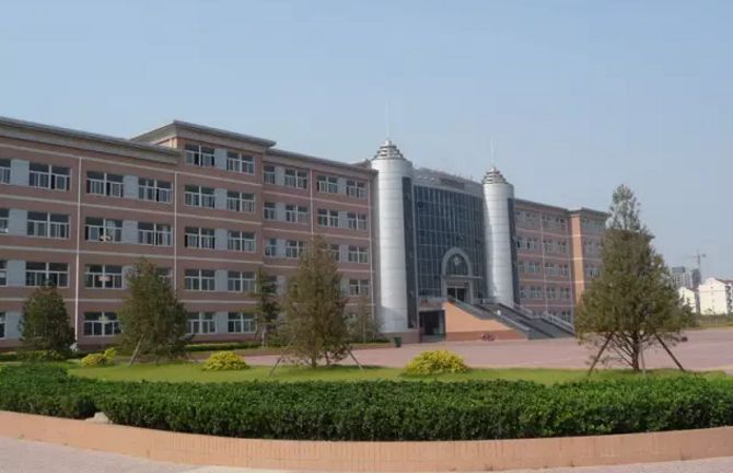 曹妃甸区第一中学,曹妃甸区第一中学2017