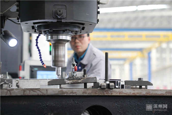 心潮澎湃!90后记者的滨州高端“铝”行