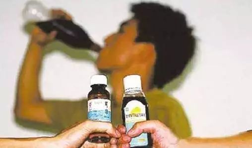 贩卖止咳药水判刑严重吗,贩卖止咳药水判多少年