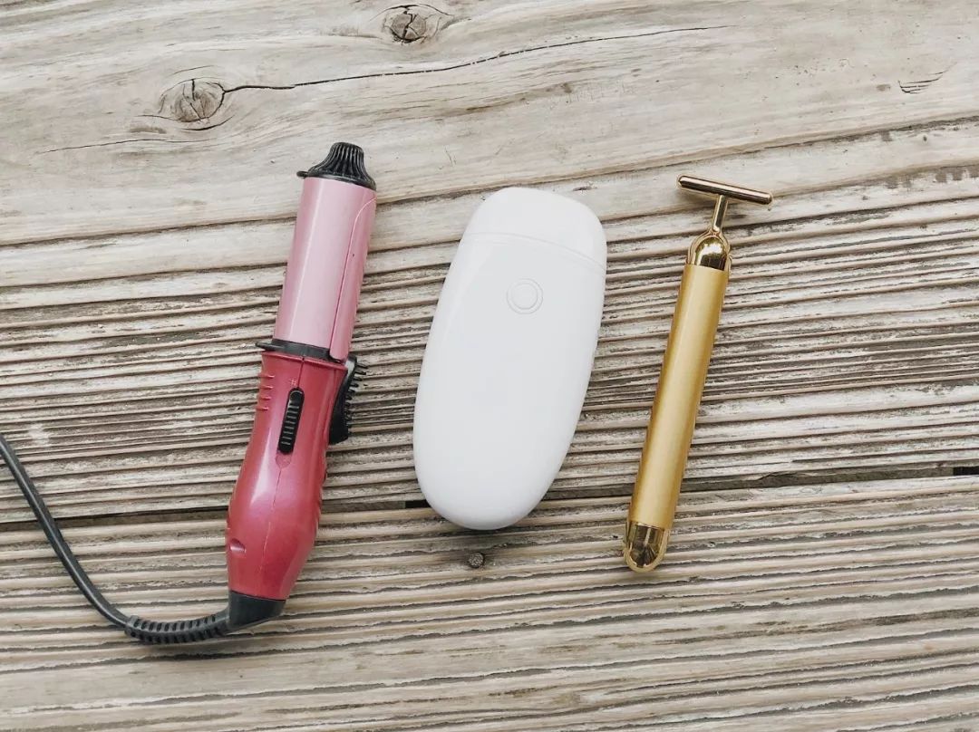 我们的海边outing：每个人的旅行箱里有什么？