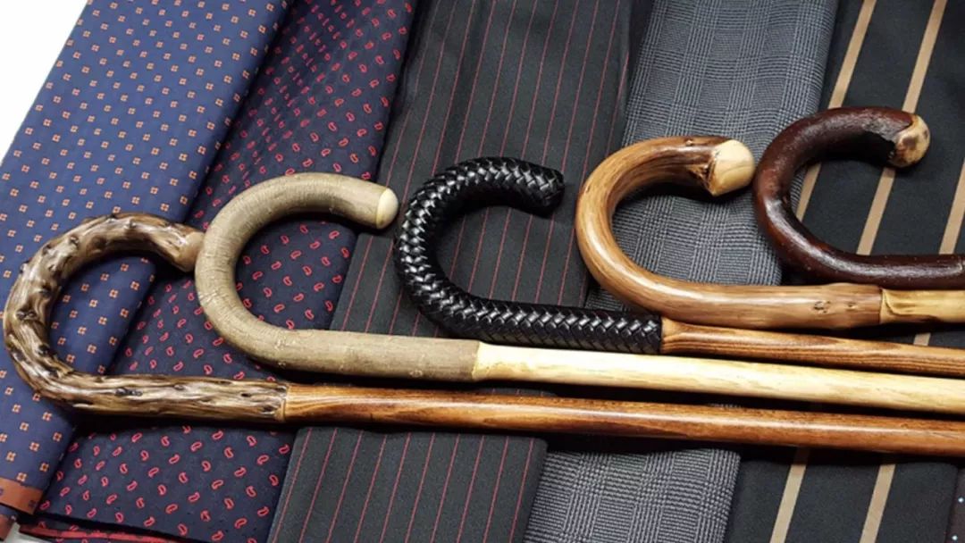 *裤内**都晒不干的梅雨季，江浙沪男人如何保持体面？丨基本款