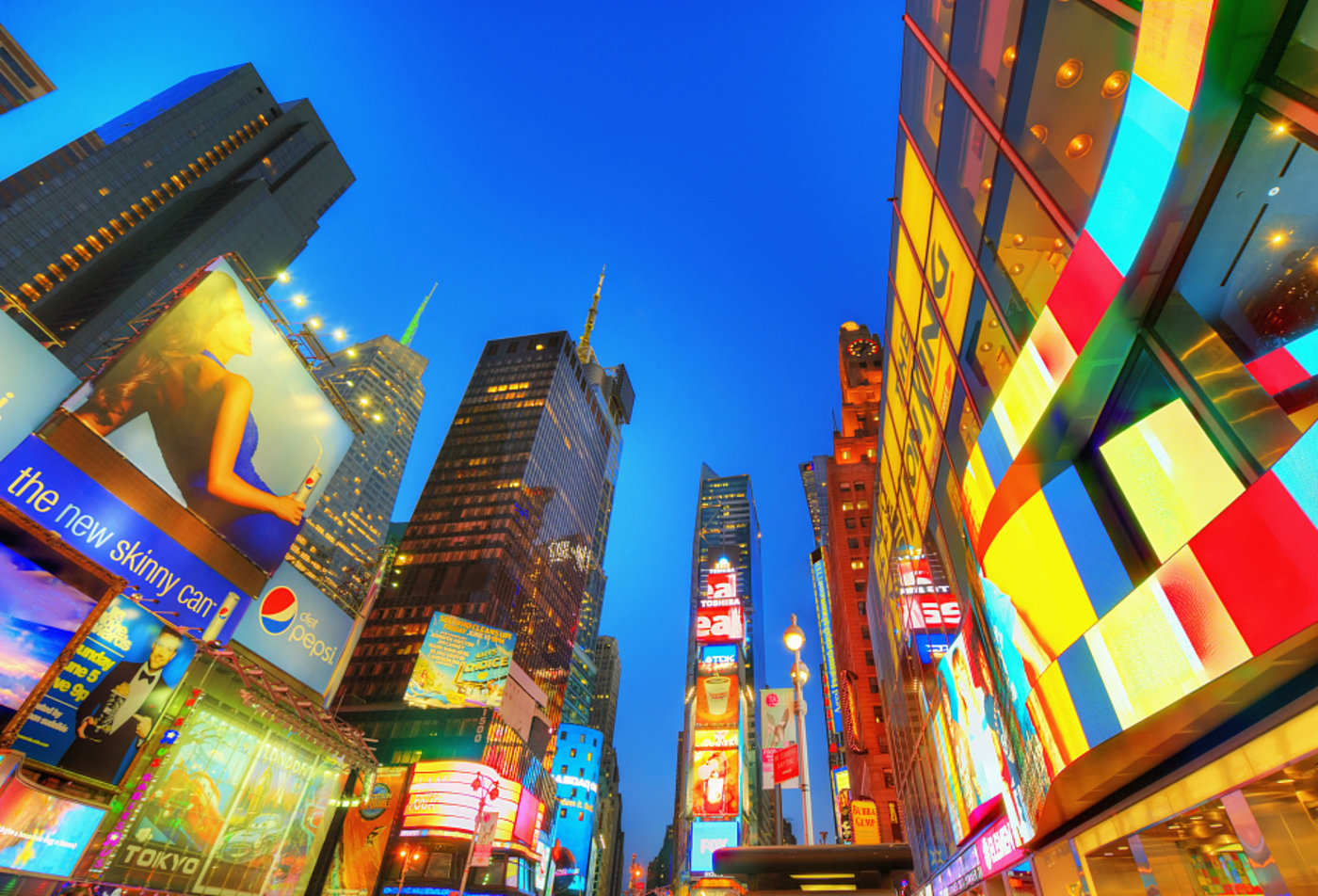 丝芙兰屈臣氏区别,丝芙兰屈臣氏自有品牌对比分析图