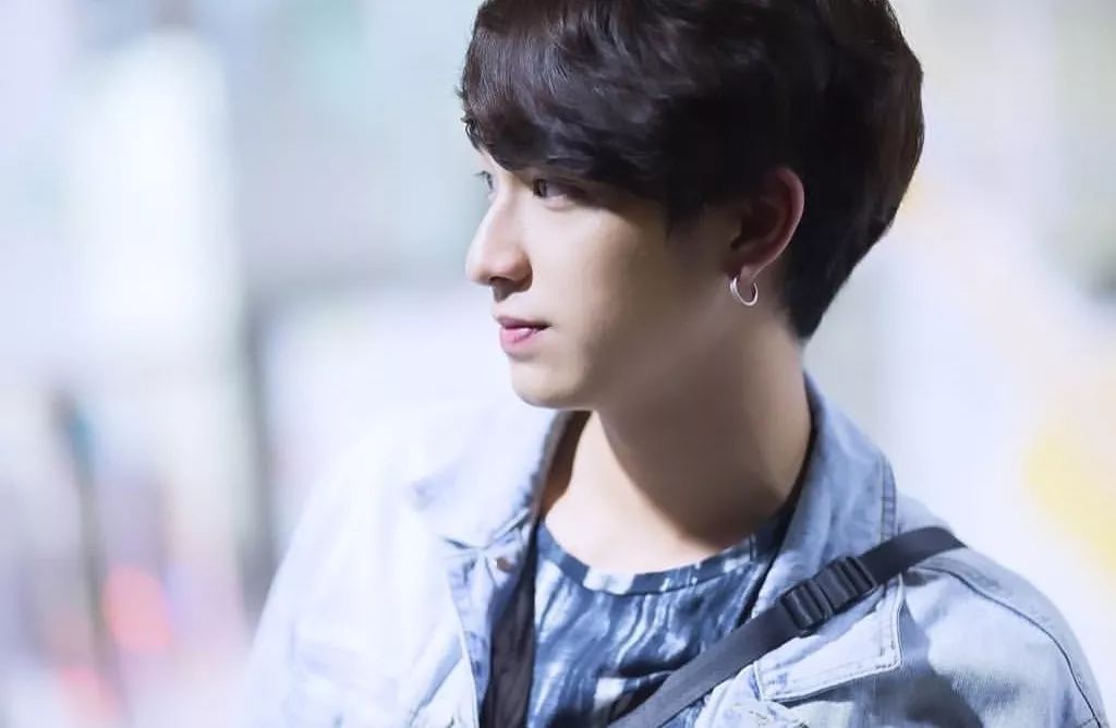 出道后出演过49部作品,出道五年应该有多少部作品