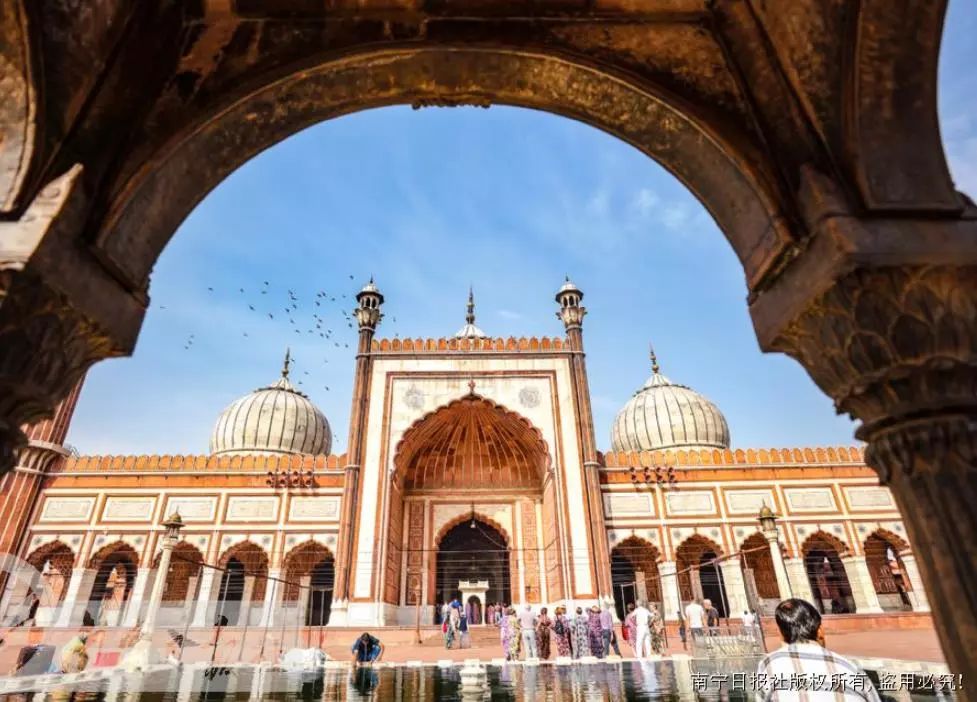 让人羡慕的90后夫妻,广西夫妻游南宁