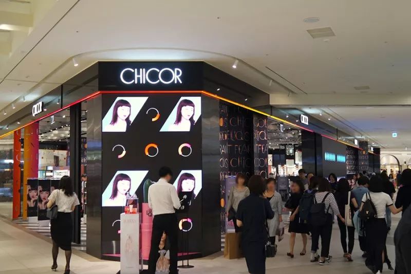 中国专卖店还在找出路，韩国同款路边店面临“重生”