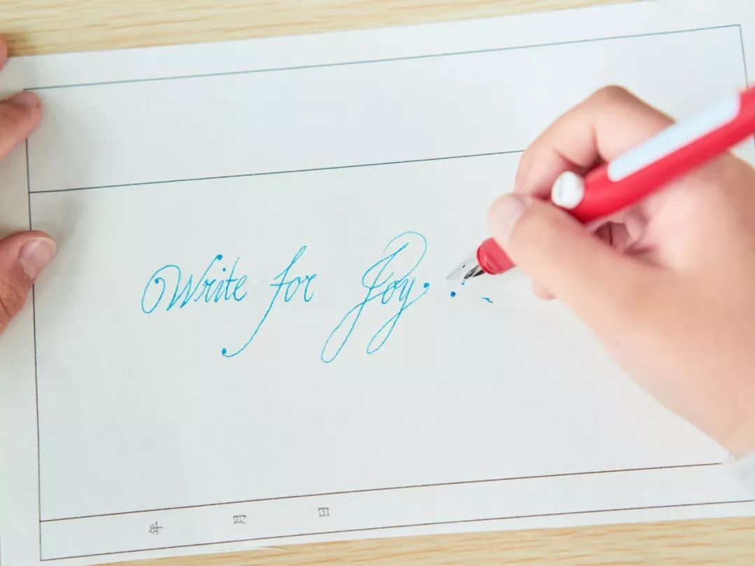 学生超级好写的钢笔,钢笔又好写又好看儿童