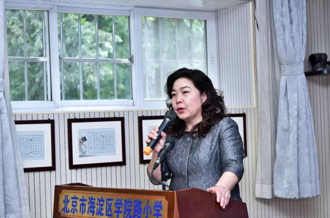 小而精致的校门,小而精校园