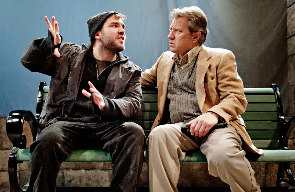 《在家在动物园》：现代社会人类的异化与隔绝